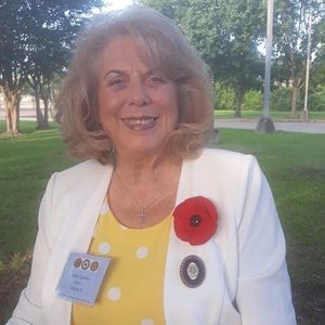 Meet your Posher, Mary beth